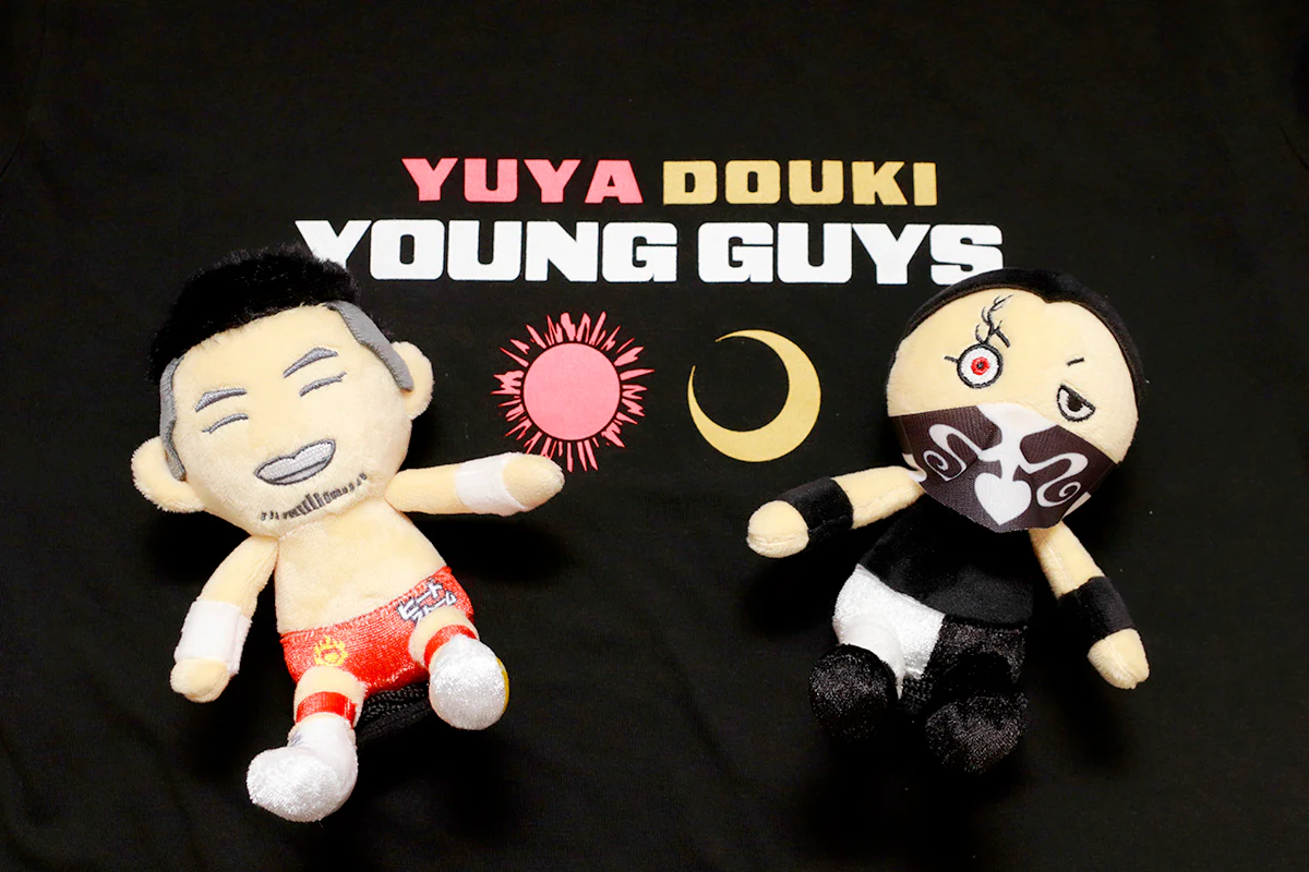 上村優也&DOUKI「YOUNG GUYS」セット(Tシャツ&ポーチ) - Image 4